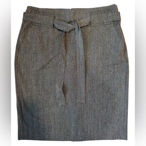 Pre own Pencil cut skirt, Banana Republic size 10,